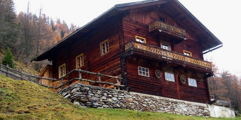 Die Almhütte im Herbst