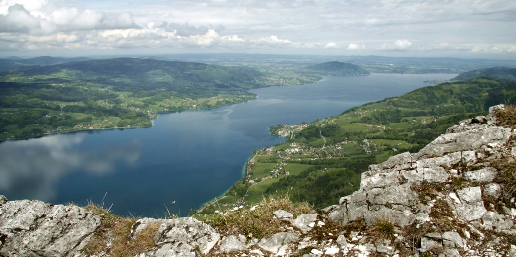 Blick auf Steinbach und Attersee