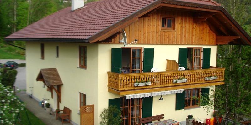 Die Pension im Sommer