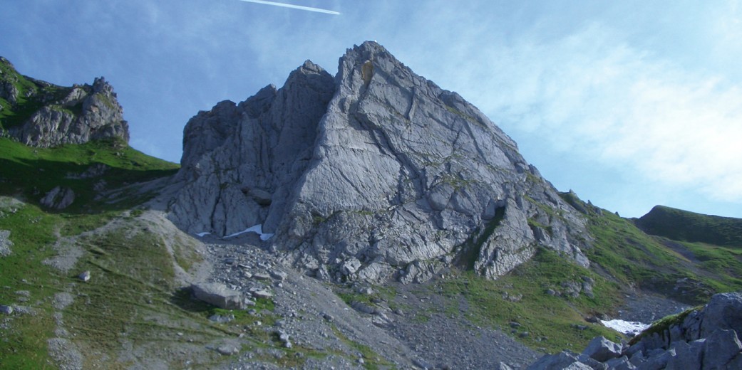 Der Schöneberg (2.282 m) unweit der Biberacher Hütte