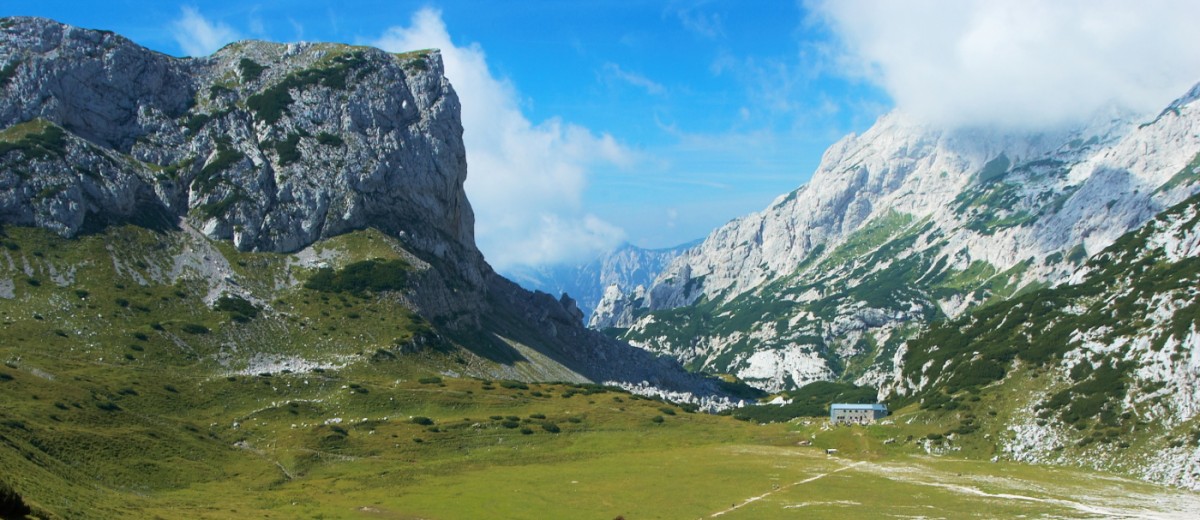 Korošica-Alm auf dem Dleskovec-Plateau (1.965 m)