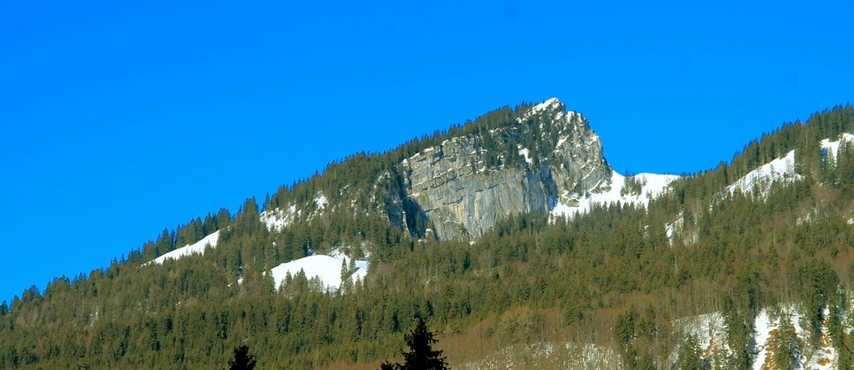 Der Spitzstein (1.598 m), Blick auf die Nordostwand