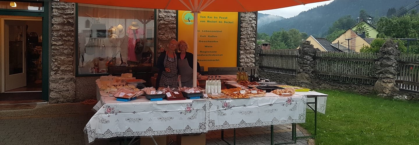 Bauernmarkt, Stand vor dem Genuss Platzl