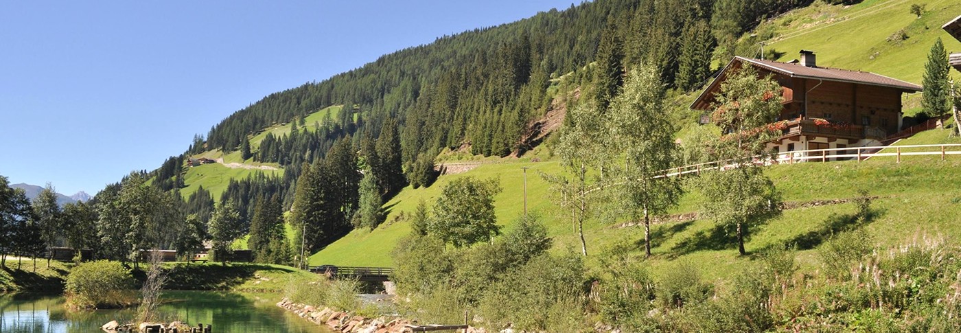 Romantisch im Winkeltal gelegen finden Sie die Reiterstube