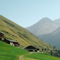Die Rofenhöfe (2.014 m) sind die höchsten dauerbesiedelten Bergbauernhöfe Österreichs