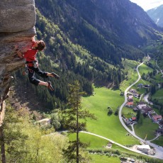 Klettersteig Nasenwand, Alfons Dornauer am Fels