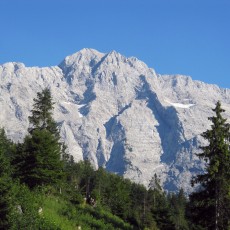 Die Schermberg Nordwand vom Almtalerhaus aus gesehen