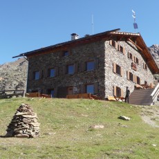 Die Oberetteshütte in 2.670 m