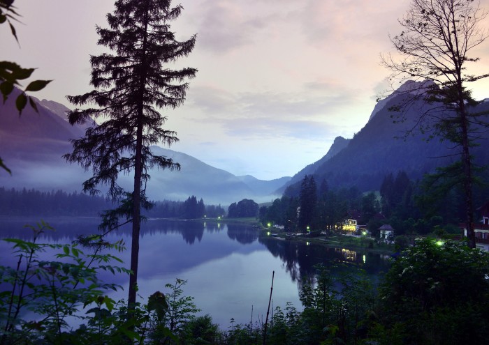 Hintersee in Abenddämmerung