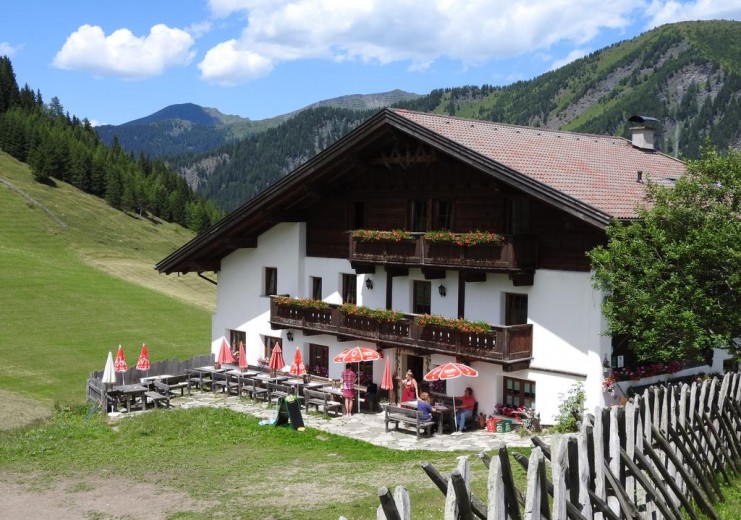 Der Berggasthof im Sommer