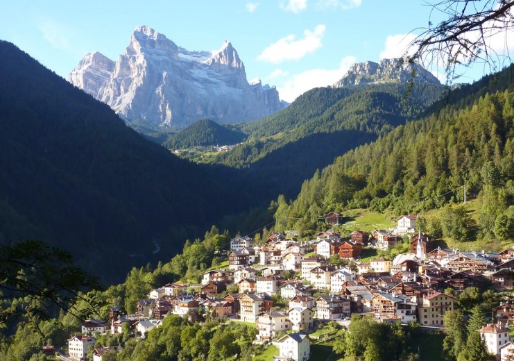 Fornesighe (1012 m), eine der 37 Fraktionen der Gemeinde Val di Zoldo