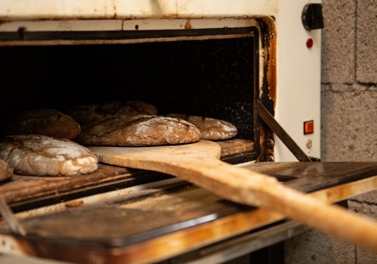 Am Eggelerhof wird das Brot selbst gebacken