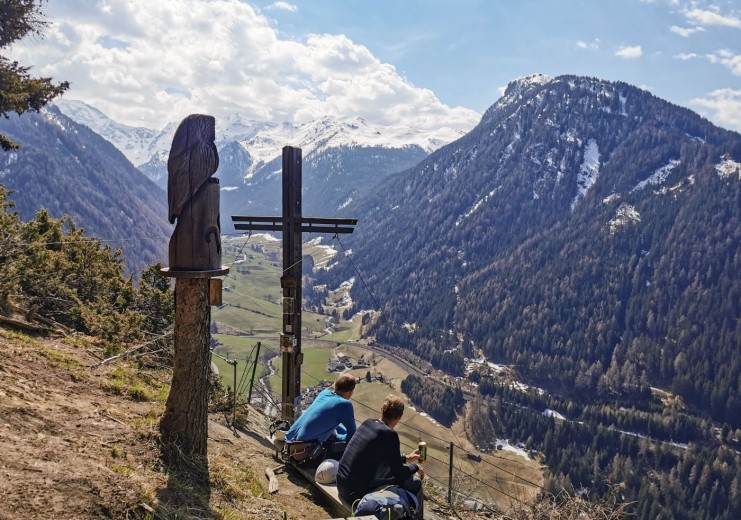 Gipfelkreuz beim Ausstieg des Klettersteigs