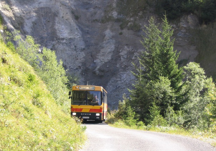 Der Landbus 79, Marul - Laguzalpe, bringt Wanderer zu Ausgangspunkten