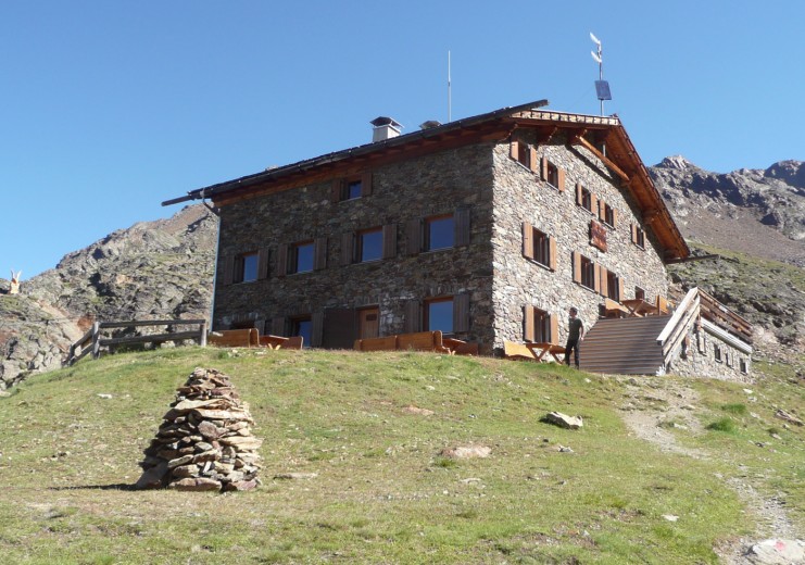 Die Oberetteshütte in 2.670 m