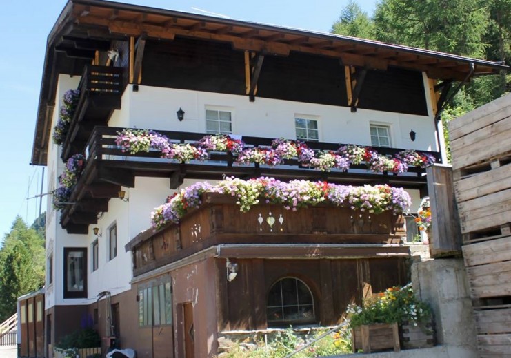 Pension Reinstadler Gastezimmer In Vent Im Otztal
