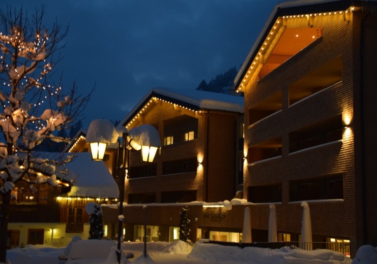 Das Berghotel das Schäfer in Fontanella im Winterkleid
