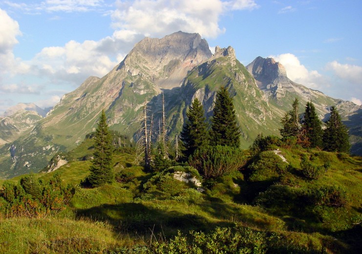 Die Rote Wand ist mit 2.704 m die höchste Erhebung im Bergsteigerdorf