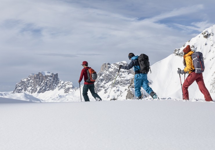 Sanft und hügelig oder anspruchsvoll und alpin - in St. Antönien finden alle eine passende Skitour.